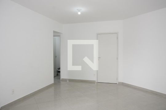Sala de apartamento para alugar com 2 quartos, 82m² em Parque Esplanada, Embu das Artes