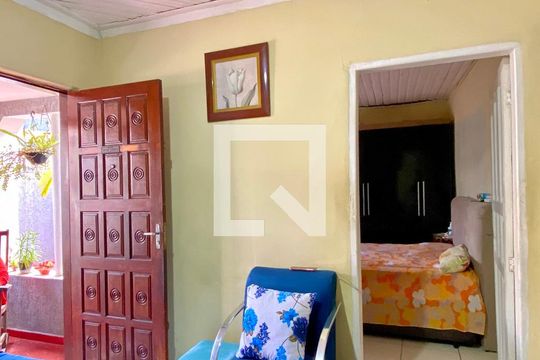 Casa à venda com 2 quartos, 214m² em Jardim São Jorge, Guarulhos