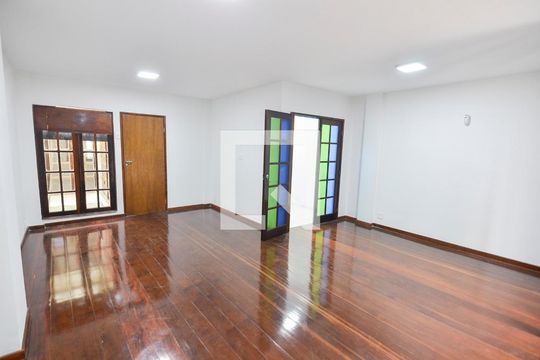 Quarto 1 de casa à venda com 4 quartos, 500m² em Tijuca, Rio de Janeiro