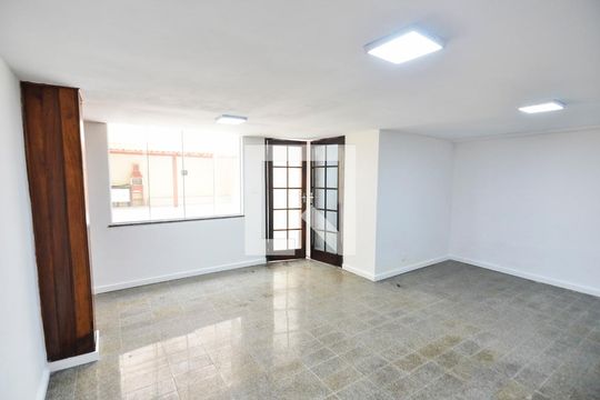 Sala de casa à venda com 4 quartos, 500m² em Tijuca, Rio de Janeiro