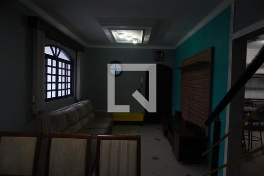 Casa à venda com 3 quartos, 150m² em Guaianases, São Paulo