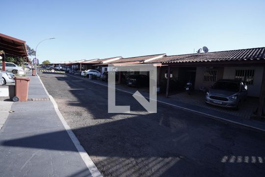 Casa de Condomínio à venda com 3 quartos, 120m² em Loteamento Alphaville Residencial, Goiânia