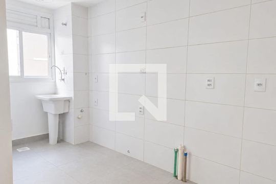 Sala/cozinha de apartamento para alugar com 2 quartos, 55m² em Jardim Sabará, Porto Alegre