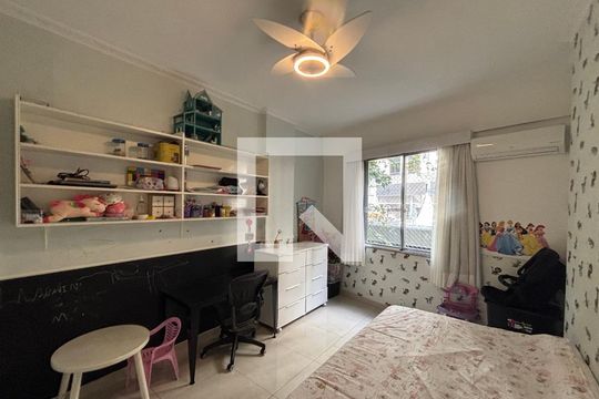 Quarto 1 de apartamento para alugar com 3 quartos, 150m² em Copacabana, Rio de Janeiro