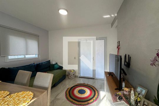 Sala de casa de condomínio à venda com 3 quartos, 112m² em Chácaras São Luís, Barueri