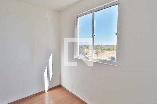 Quarto 1 de apartamento para alugar com 2 quartos, 46m² em Jardim Espanha, Uberlândia