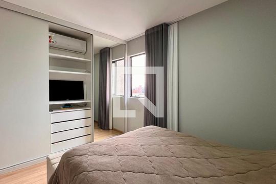 Apartamento à venda com 2 quartos, 74m² em Santo Antônio, Belo Horizonte