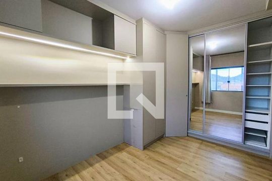 Quarto 1 de casa para alugar com 2 quartos, 150m² em Potecas, São José