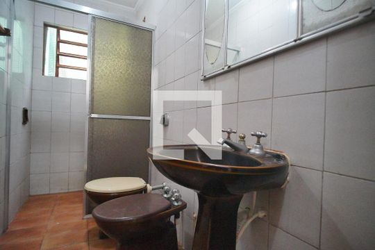 Banheiro de apartamento para alugar com 1 quarto, 45m² em Vargas, Sapucaia do Sul