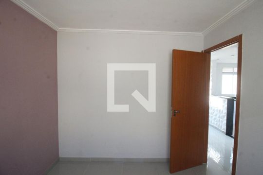 Quarto 1 de apartamento para alugar com 2 quartos, 40m² em Jardim Alvorada, Nova Iguaçu