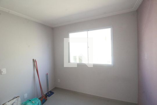 Quarto 1 de apartamento para alugar com 2 quartos, 40m² em Jardim Alvorada, Nova Iguaçu
