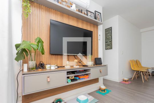 Sala de apartamento à venda com 3 quartos, 81m² em Vila Isa, São Paulo