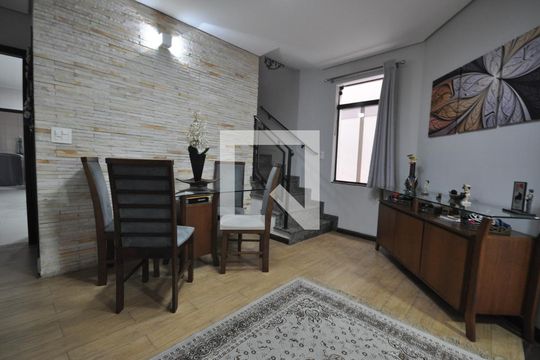 Casa à venda com 4 quartos, 200m² em Jaçanã, São Paulo