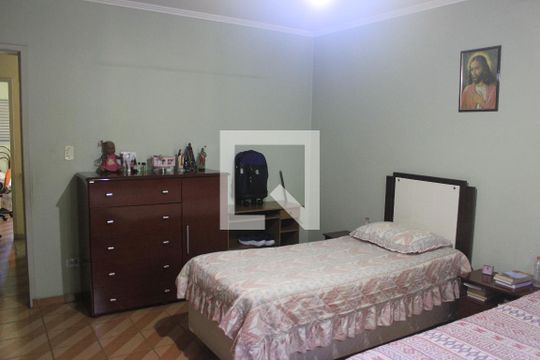 Quarto 1 de casa à venda com 2 quartos, 117m² em Vila Iris, Guarulhos