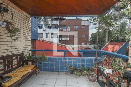 Varanda da Sala de casa de condomínio à venda com 3 quartos, 234m² em Boa Vista, Porto Alegre
