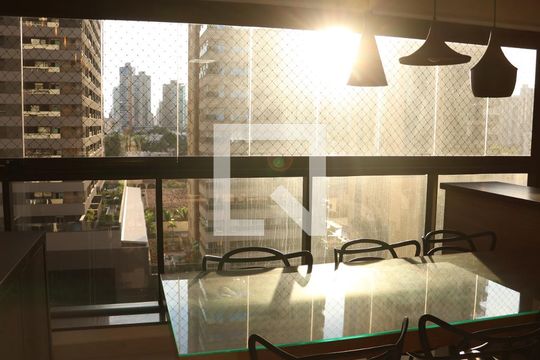 Apartamento para alugar com 3 quartos, 122m² em Setor Marista, Goiânia