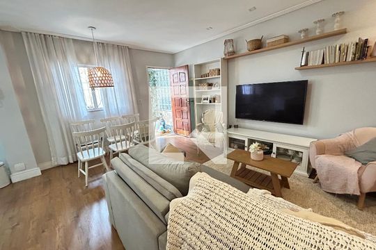 Sala de casa à venda com 2 quartos, 96m² em Vila Valqueire, Rio de Janeiro