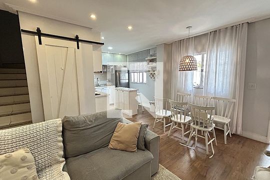 Sala de casa à venda com 2 quartos, 96m² em Vila Valqueire, Rio de Janeiro