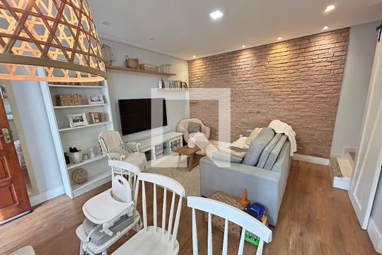 Sala de casa à venda com 2 quartos, 96m² em Vila Valqueire, Rio de Janeiro