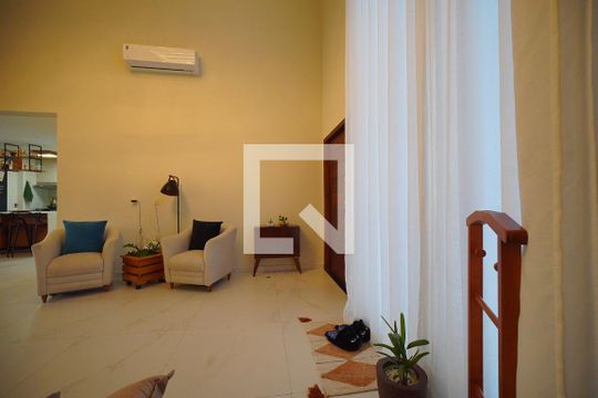 Sala 2 de casa de condomínio para alugar com 4 quartos, 260m² em São João do Rio Vermelho, Florianópolis