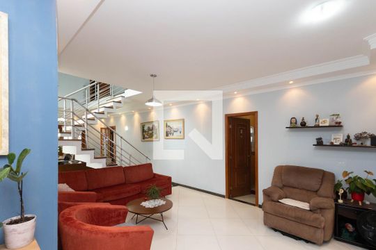 Sala de casa à venda com 4 quartos, 1000m² em Tremembé, São Paulo