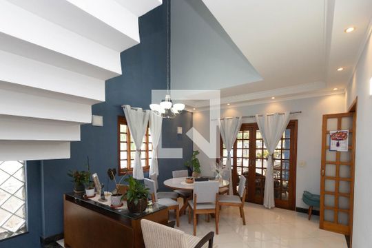 Sala de casa à venda com 4 quartos, 1000m² em Tremembé, São Paulo