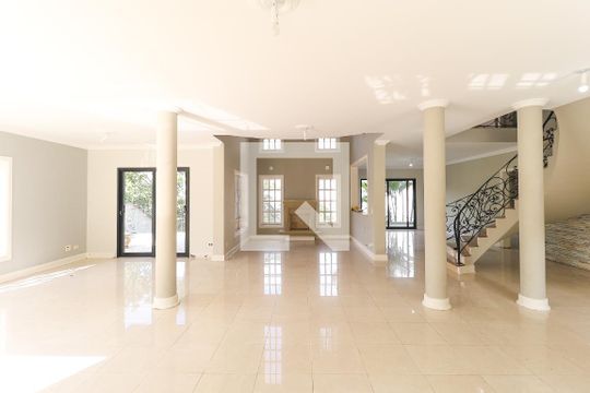 Casa à venda com 4 quartos, 800m² em Horto Florestal, São Paulo