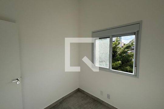 Quarto 1 de apartamento para alugar com 2 quartos, 44m² em Jardim Maringa, São Paulo