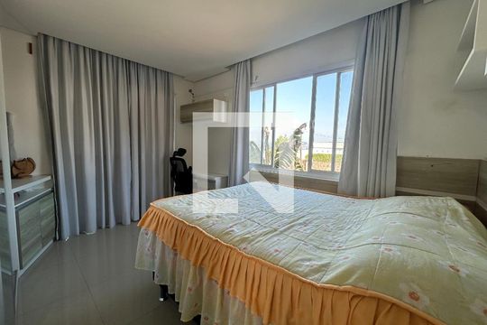 Suíte 2 de casa para alugar com 5 quartos, 440m² em Cacupé, Florianópolis