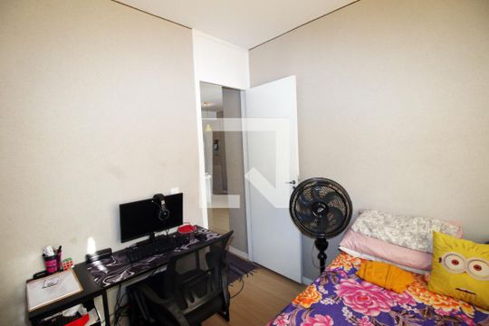 Quarto 1 de apartamento à venda com 2 quartos, 50m² em Parada de Lucas, Rio de Janeiro