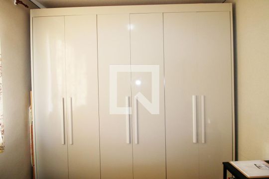 Quarto 1 de apartamento à venda com 2 quartos, 50m² em Parada de Lucas, Rio de Janeiro