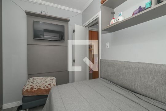 Quarto de apartamento à venda com 2 quartos, 50m² em Sarandi, Porto Alegre
