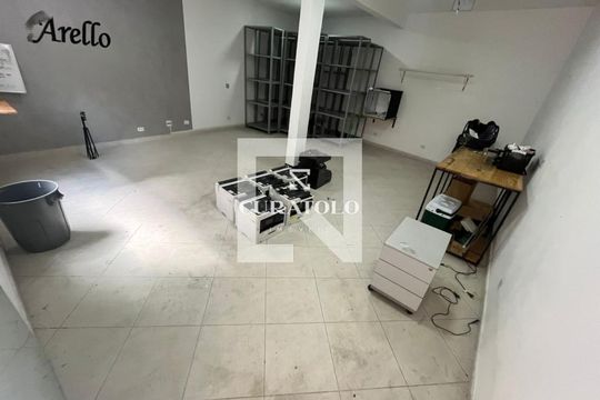 Casa à venda com 3 quartos, 350m² em Jardim Sapopemba, São Paulo