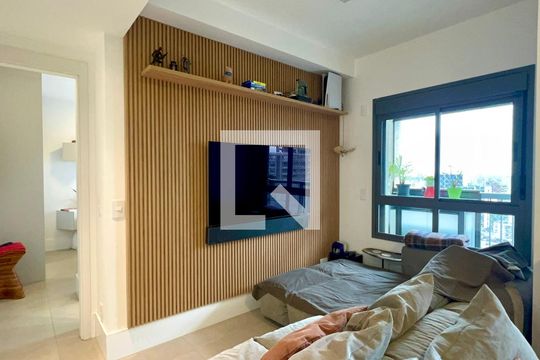 Sala de apartamento à venda com 2 quartos, 71m² em Pinheiros, São Paulo