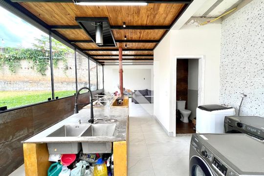 Cozinha de casa à venda com 3 quartos, 500m² em Trevo, Belo Horizonte