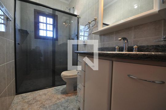Banheiro do Quarto Suíte de casa à venda com 3 quartos, 220m² em Jardim Virginia Bianca, São Paulo