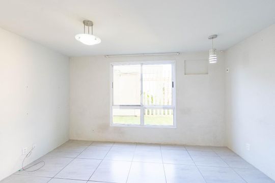 Sala de apartamento à venda com 2 quartos, 54m² em Mato Grande, Canoas