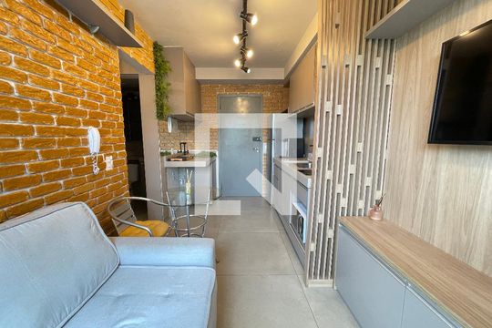 Apartamento para alugar com 1 quarto, 28m² em Ferreira, São Paulo