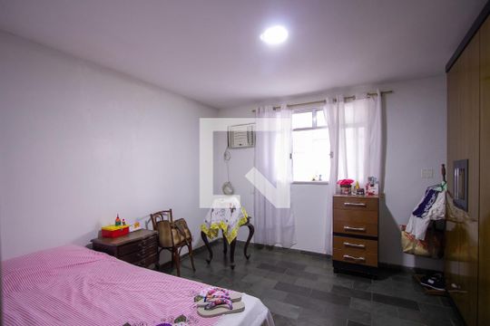 Suíte 1 de casa para alugar com 6 quartos, 360m² em Porto Velho, São Gonçalo