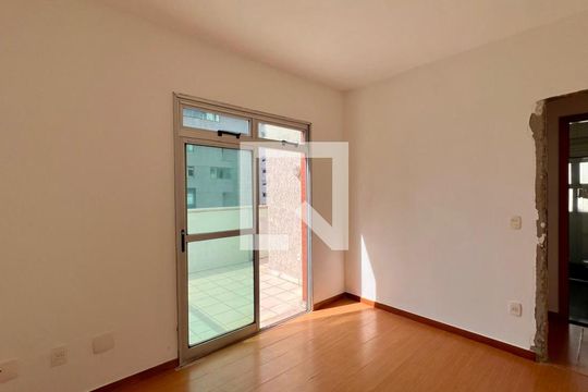 Suíte de apartamento à venda com 4 quartos, 210m² em Belvedere, Belo Horizonte