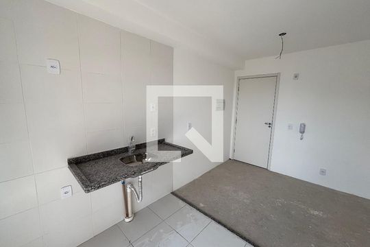 Cozinha  de apartamento à venda com 2 quartos, 37m² em Vila Ré, São Paulo