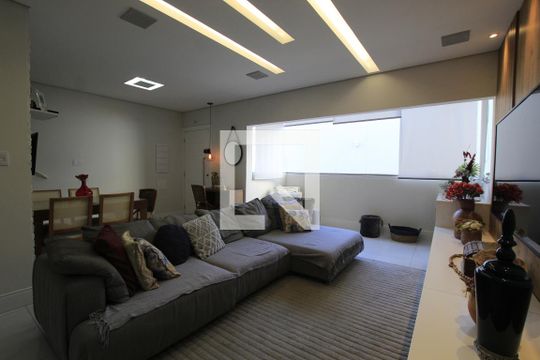Casa à venda com 3 quartos, 150m² em Ipiranga, São Paulo