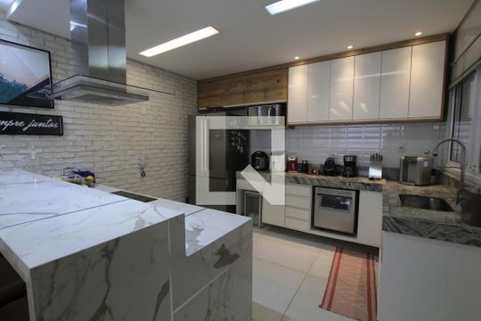 Casa à venda com 3 quartos, 150m² em Ipiranga, São Paulo