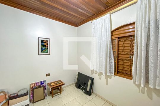 Quarto 2 de casa à venda com 3 quartos, 167m² em Vila Medeiros, São Paulo