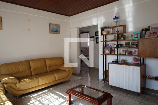 Casa à venda com 3 quartos, 110m² em Jardim Presidente, São Paulo