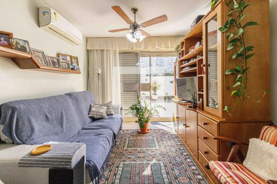 Sala de apartamento à venda com 3 quartos, 120m² em Floresta, Porto Alegre