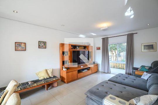 Sala de casa à venda com 5 quartos, 480m² em Jardim Londrina, São Paulo