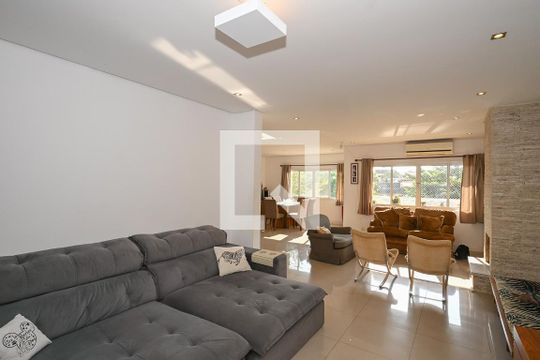 Sala de casa à venda com 5 quartos, 480m² em Jardim Londrina, São Paulo