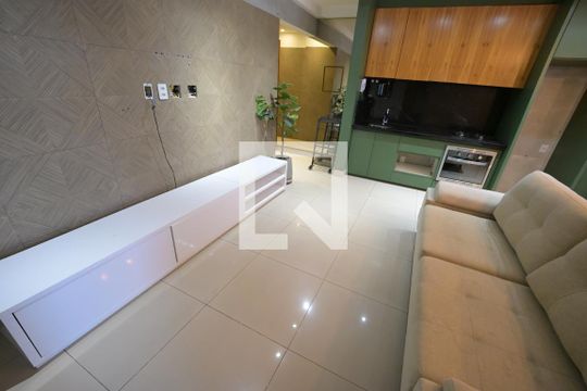 Apartamento à venda com 2 quartos, 56m² em Vila Rosa, Goiânia
