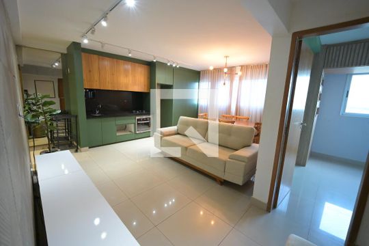 Apartamento à venda com 2 quartos, 56m² em Vila Rosa, Goiânia
